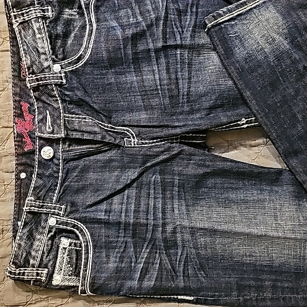 Rock& Roll cowgirl jeans size 33x34
